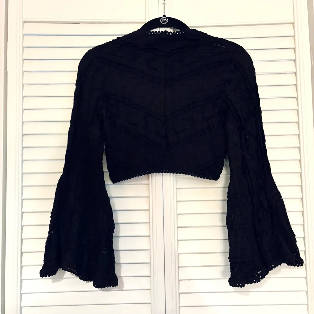 Charo Ruiz Black Cropped Lace Top with Flared Sleeves - Picture 5 of 8